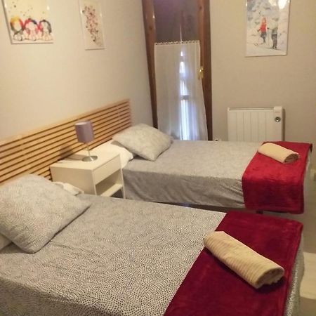 Apartamento Casa Pueyo 艾普约德加卡 外观 照片